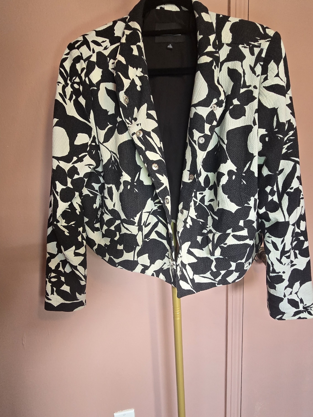 Eloquii Black and White Floral Cropped Blazer